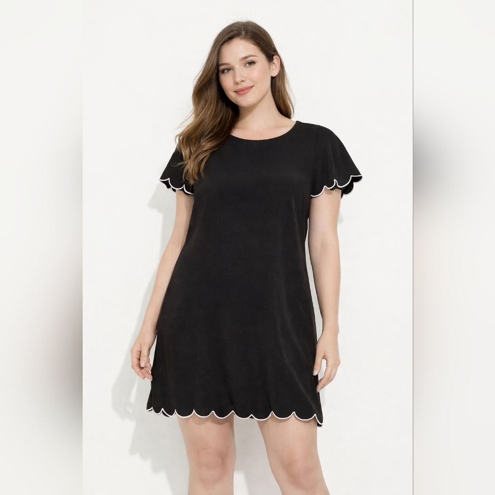 Luxology Black Scallop Hem Shift Dress Size 4 Short Sleeve White Trim LBD